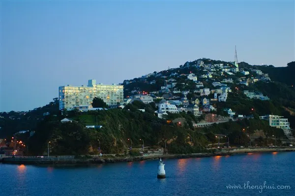 Wellington @ view from ferry