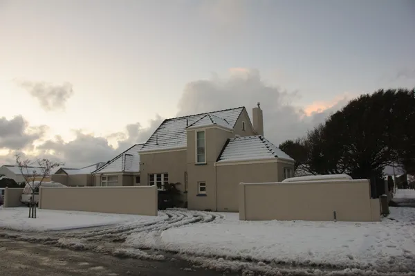 snowHouse
