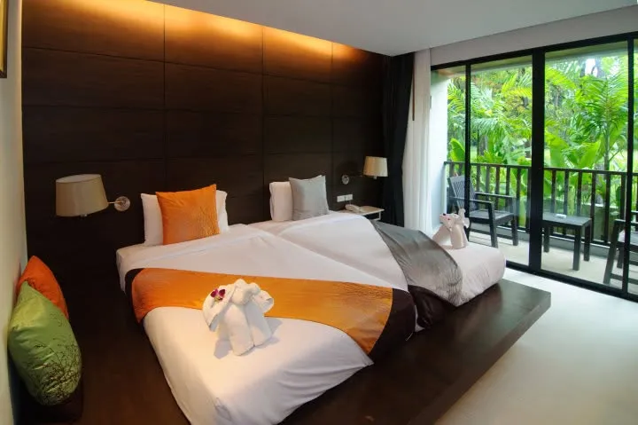 room without pool